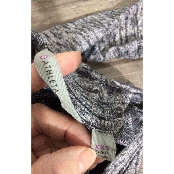 Athleta Gray Top Size XXS Long Sleeve ❤️💕 - Picture 11 of 11